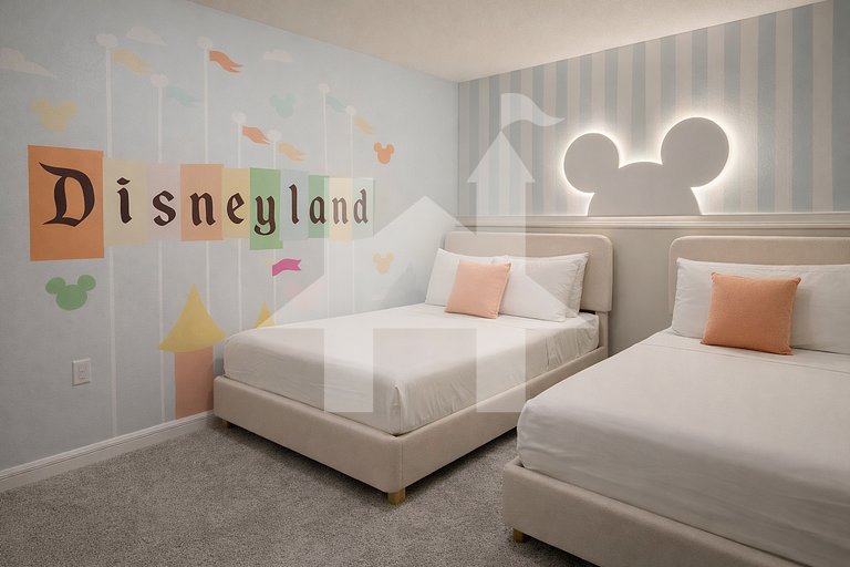 Vacation Home Near Disney, 5 bedrooms