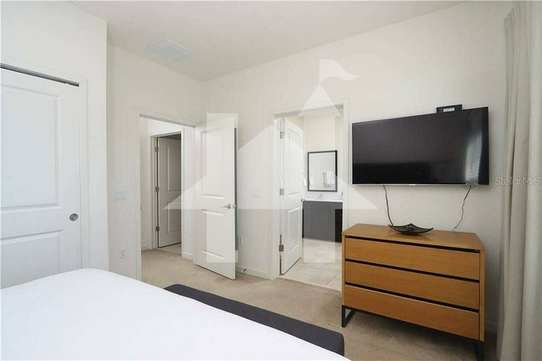 Vacation Home Near Disney, 3 bedrooms