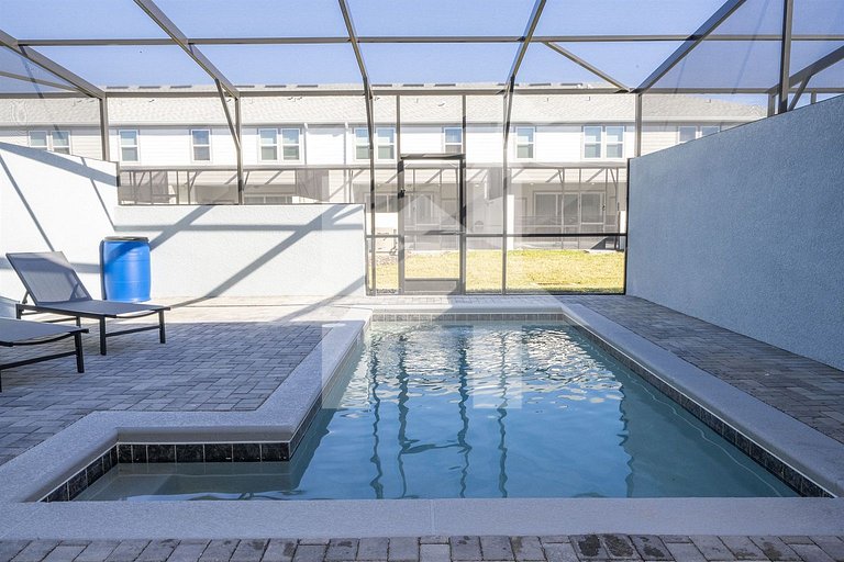 Vacation Home Near Disney, 5 bedrooms