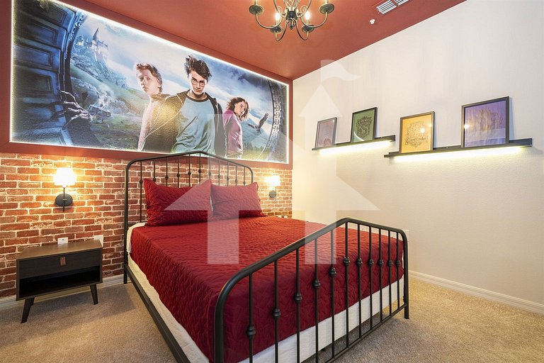 Vacation Home Near Disney, 5 bedrooms