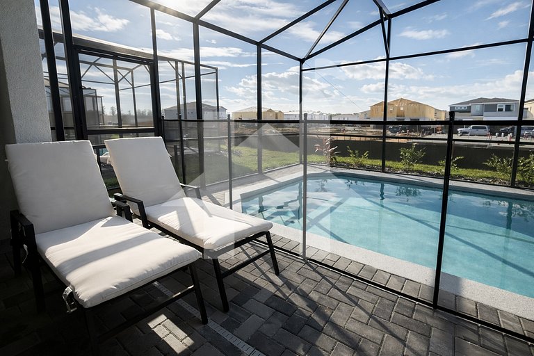 Vacation Home Near Disney, 5 bedrooms