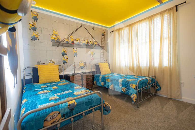 Vacation Home Near Disney, 5 bedrooms