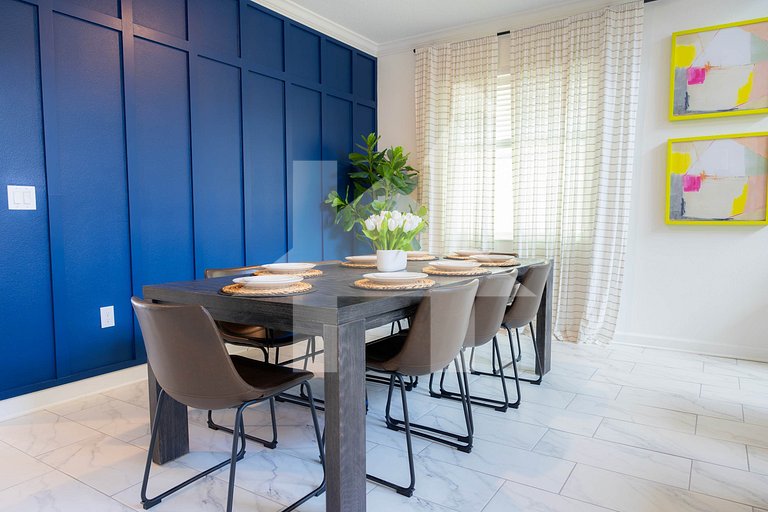 Vacation Home Near Disney, 5 bedrooms