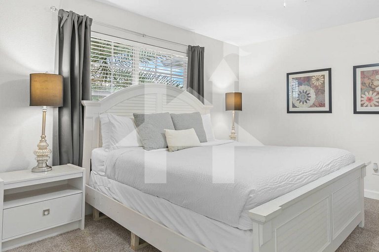 Vacation Home Near Disney, 4 bedrooms