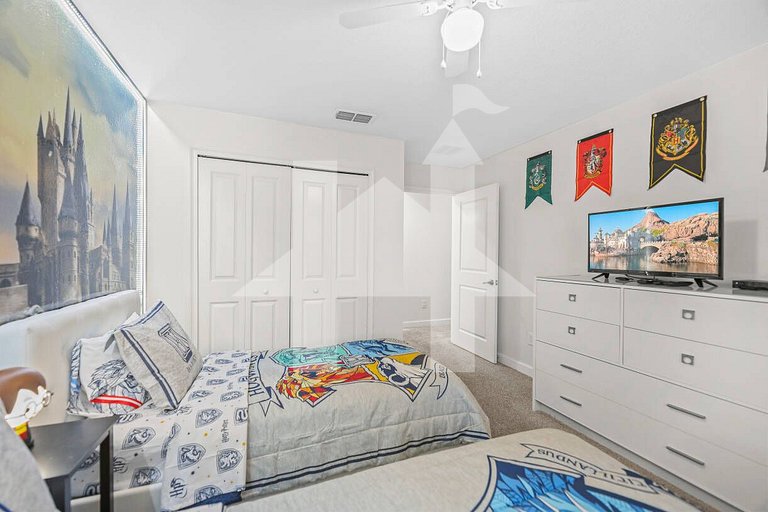 Vacation Home Near Disney, 4 bedrooms