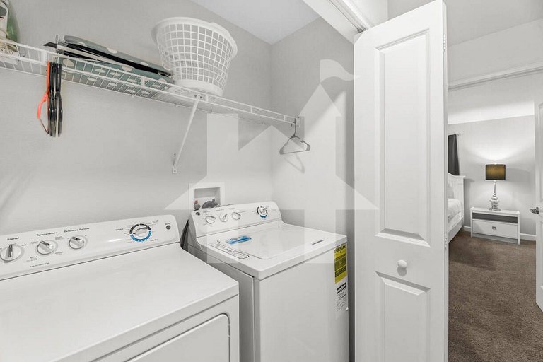 Vacation Home Near Disney, 4 bedrooms