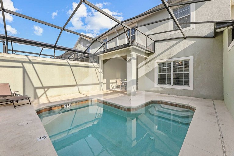 Vacation Home Near Disney, 4 bedrooms