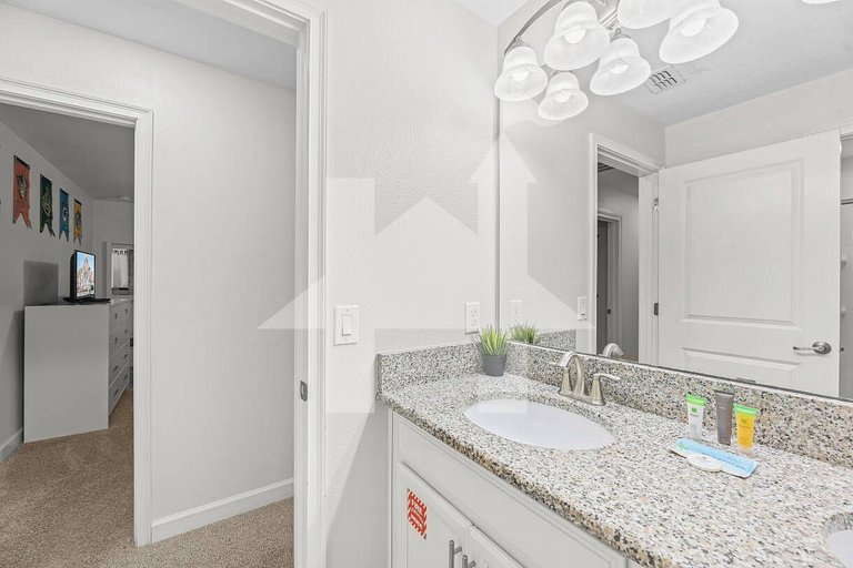 Vacation Home Near Disney, 4 bedrooms