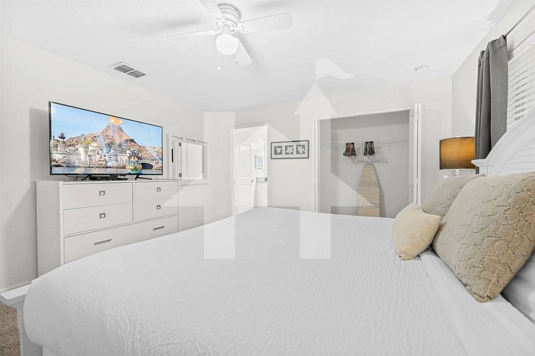 Vacation Home Near Disney, 4 bedrooms