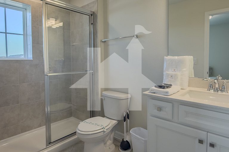 Vacation Home Near Disney, 5 bedrooms