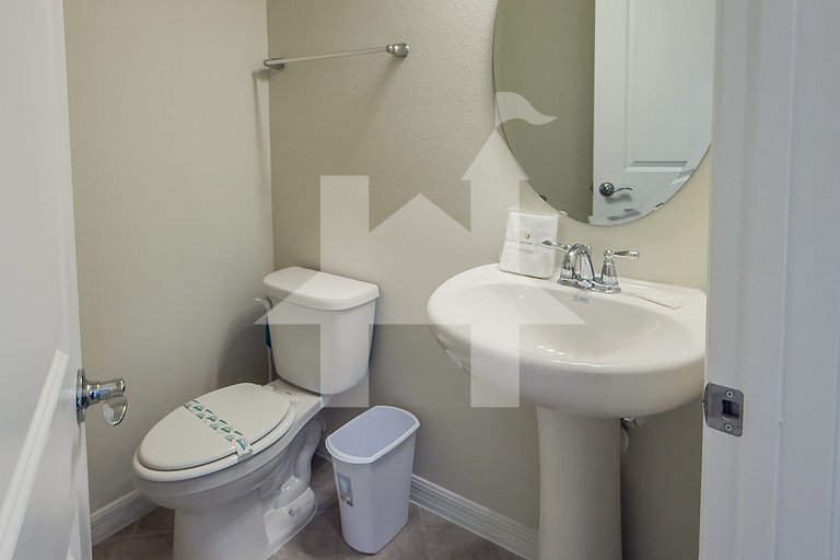 Vacation Home Near Disney, 5 bedrooms