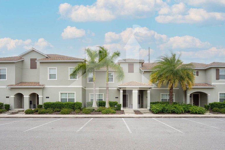 Vacation Home Near Disney, 4 bedrooms