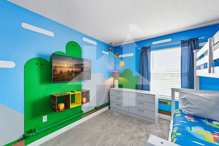 Vacation Home Near Disney, 4 bedrooms