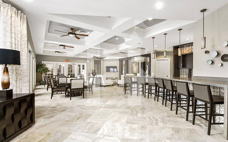 Vacation Home Near Disney, 6 bedrooms