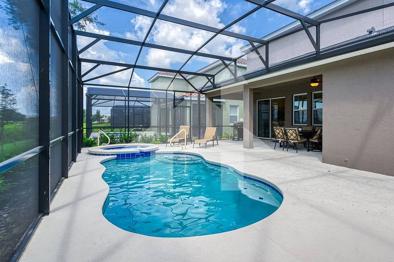 Vacation Home Near Disney, 6 bedrooms