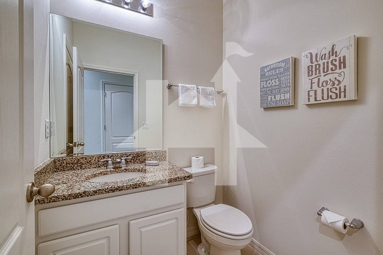 Vacation Home Near Disney, 6 bedrooms