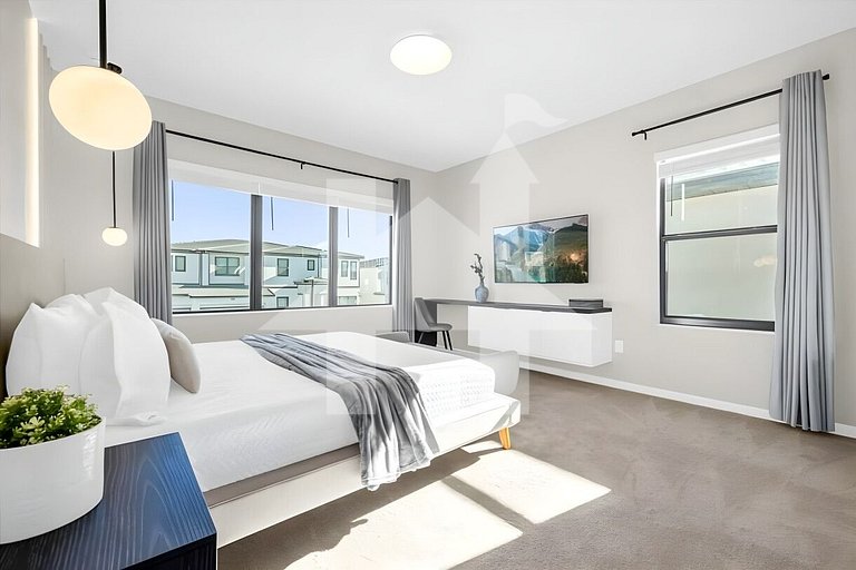 Vacation Home Near Disney, 12 bedrooms