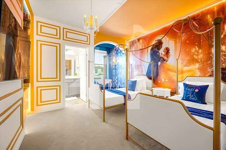 Vacation Home Near Disney, 12 bedrooms