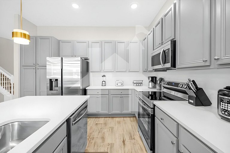 Vacation Home Near Disney, 12 bedrooms