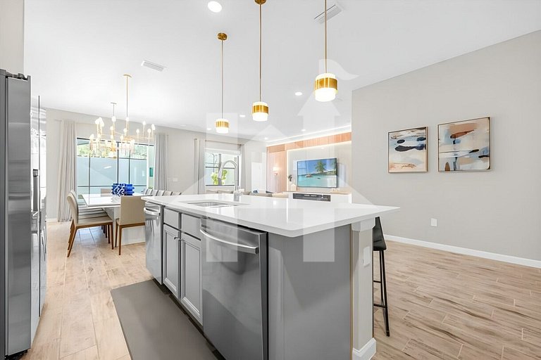 Vacation Home Near Disney, 12 bedrooms