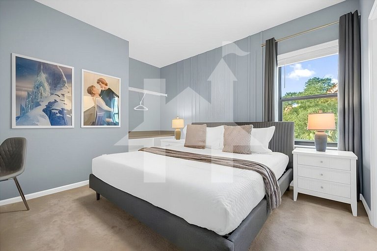 Vacation Home Near Disney, 12 bedrooms