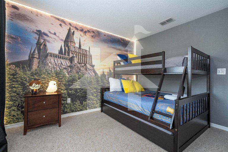 Vacation Home Near Disney, 4 bedrooms