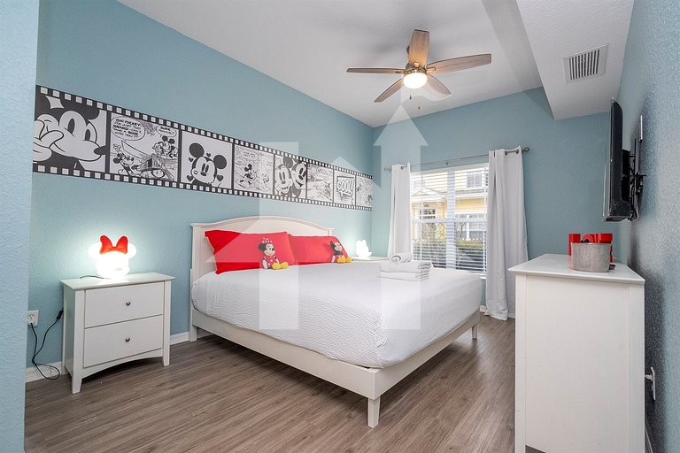 Vacation Home Near Disney, 4 bedrooms