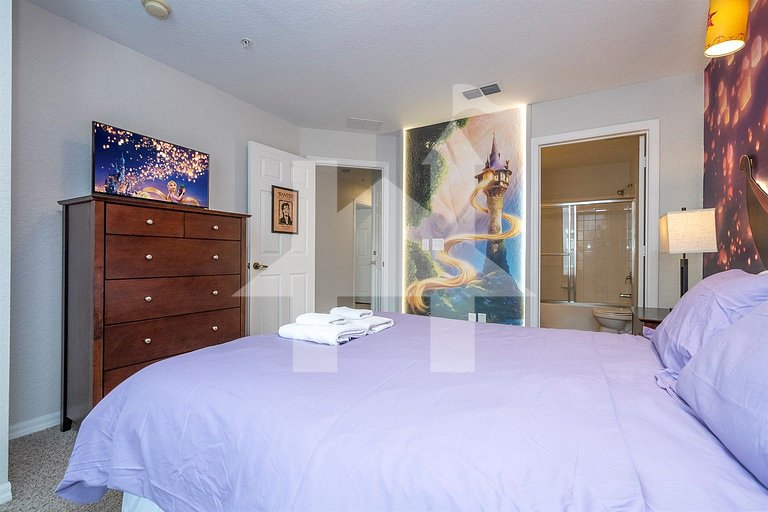 Vacation Home Near Disney, 4 bedrooms