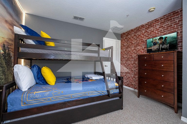 Vacation Home Near Disney, 4 bedrooms