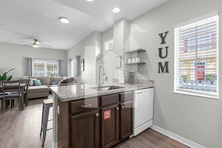 Vacation Home Near Disney, 4 bedrooms