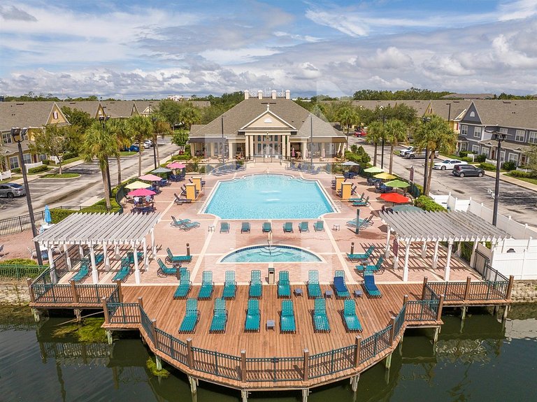 Vacation Home Near Disney, 4 bedrooms