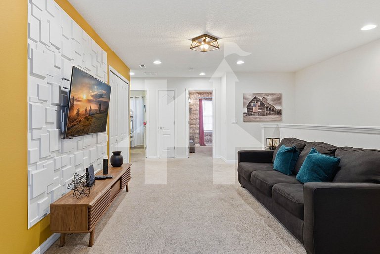 Vacation Home Near Disney, 5 bedrooms