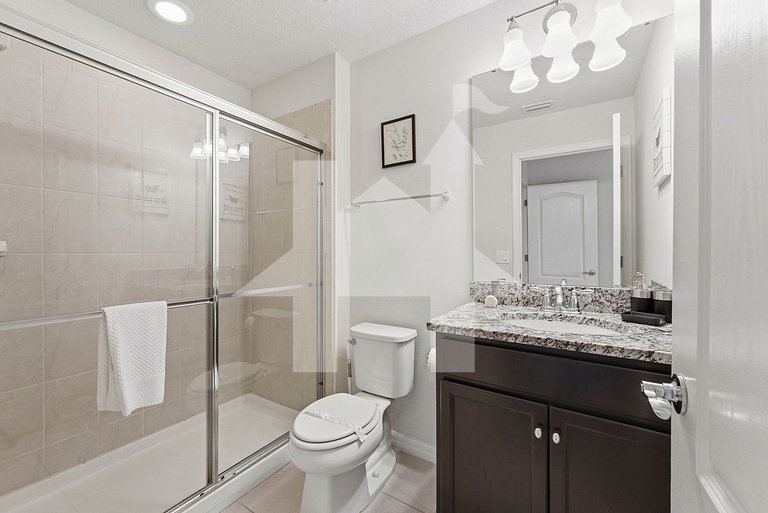 Vacation Home Near Disney, 5 bedrooms