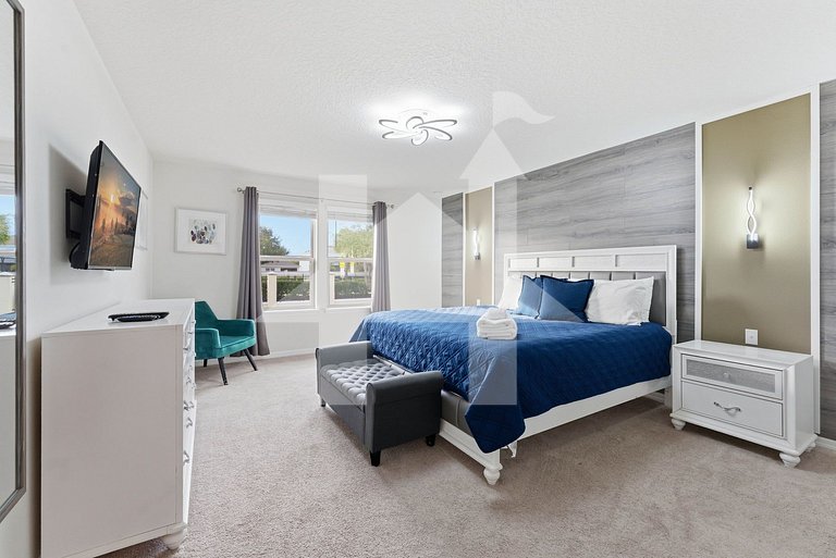 Vacation Home Near Disney, 5 bedrooms