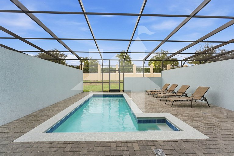 Vacation Home Near Disney, 5 bedrooms