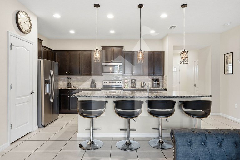 Vacation Home Near Disney, 5 bedrooms