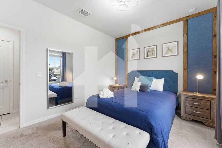 Vacation Home Near Disney, 5 bedrooms