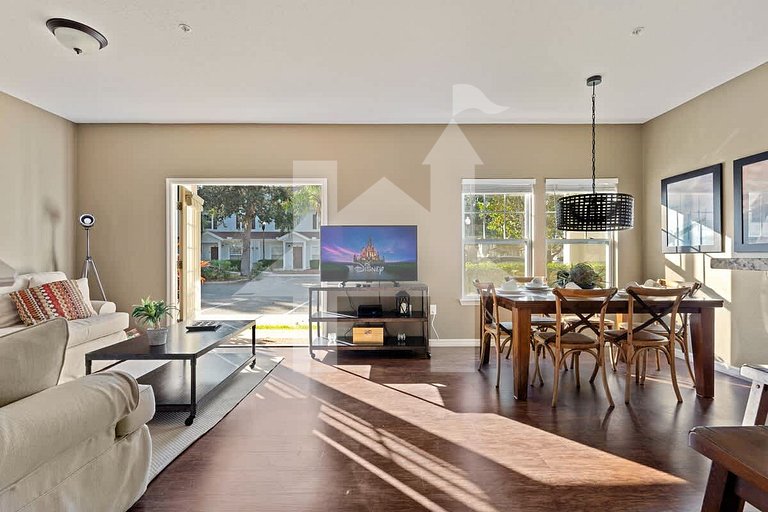 Vacation Home Near Disney, 4 bedrooms