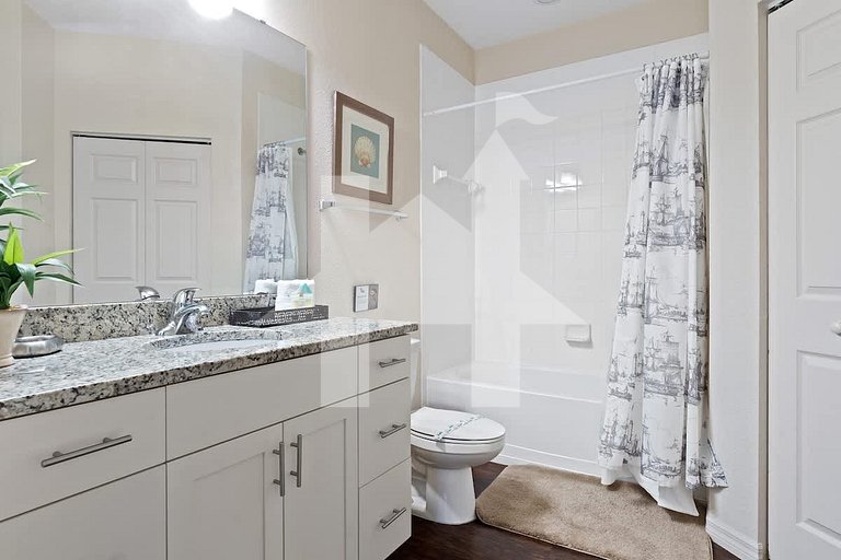 Vacation Home Near Disney, 4 bedrooms