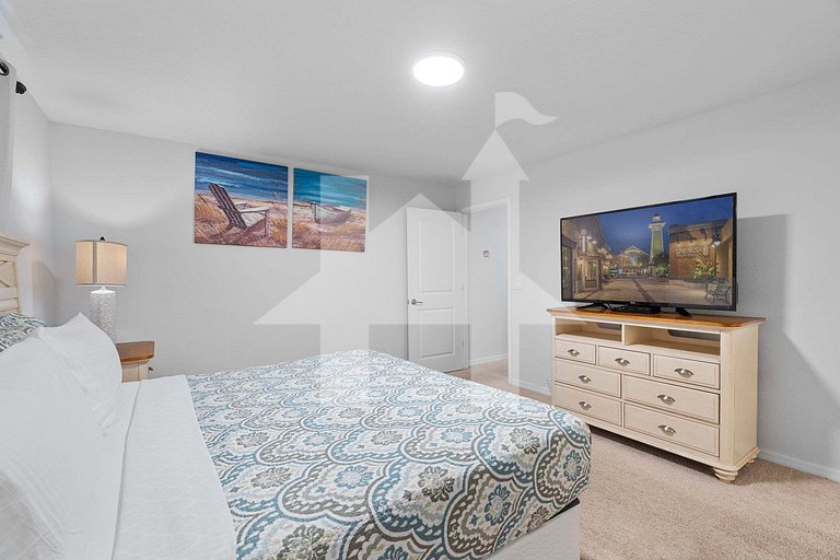 Vacation Home Near Disney, 4 bedrooms