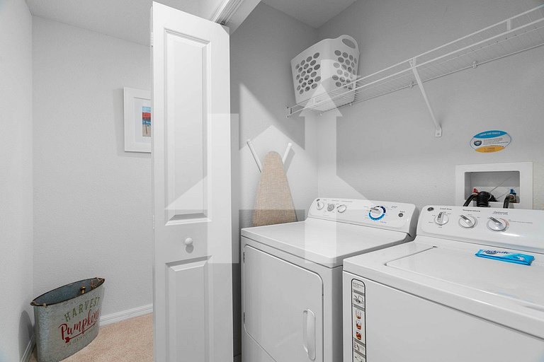 Vacation Home Near Disney, 4 bedrooms