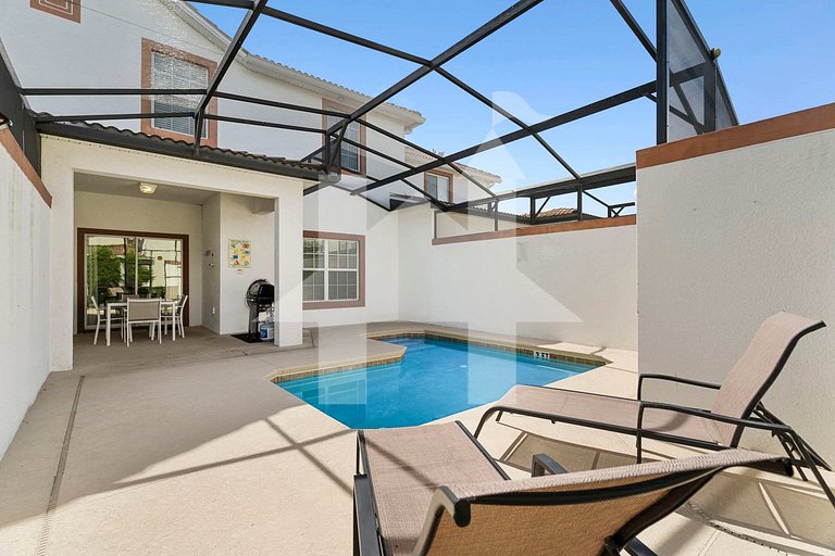 Vacation Home Near Disney, 4 bedrooms