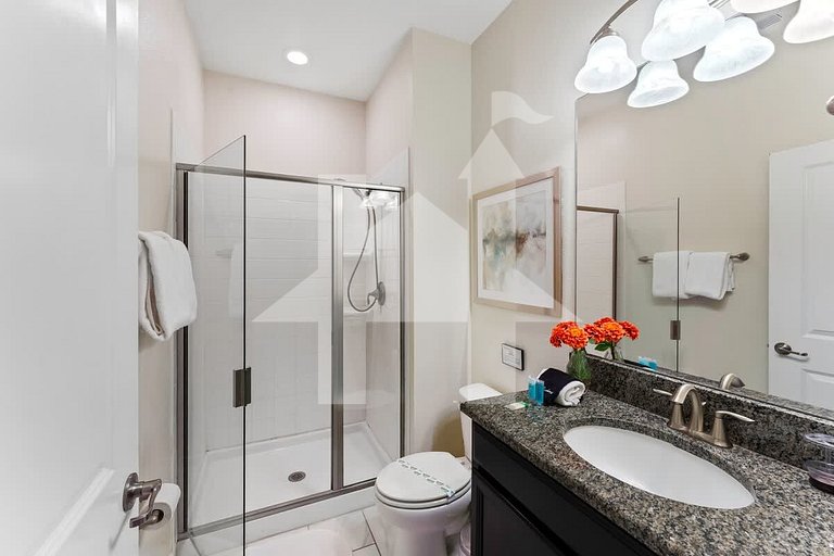 Vacation Home Near Disney, 4 bedrooms