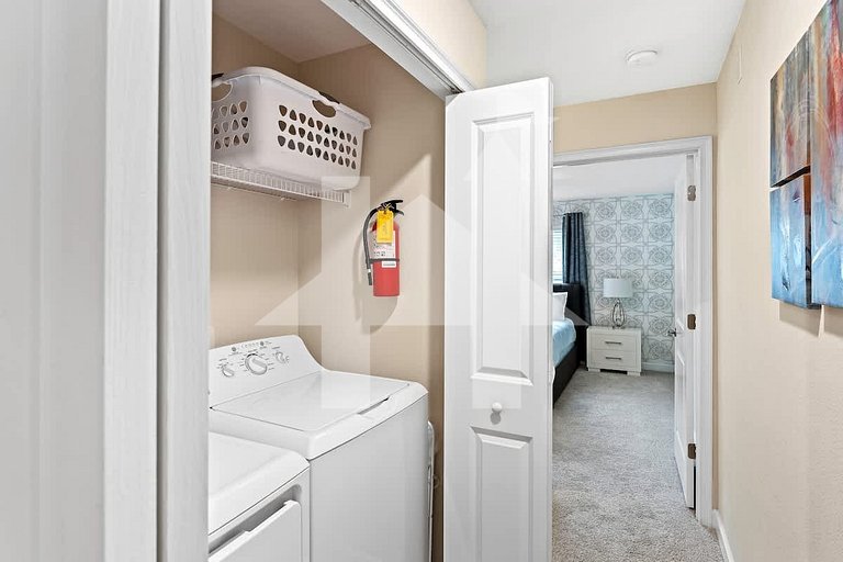 Vacation Home Near Disney, 4 bedrooms