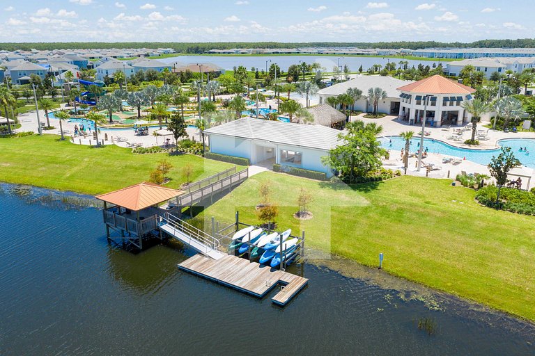 Vacation Home Near Disney, 4 bedrooms