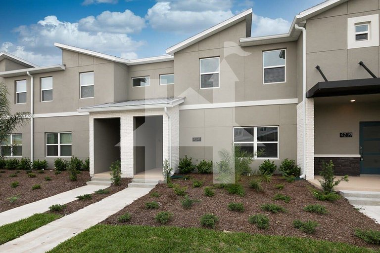 Vacation Home Near Disney, 4 bedrooms