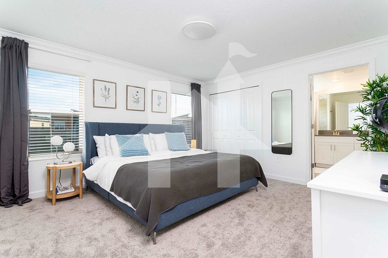 Vacation Home Near Disney, 4 bedrooms