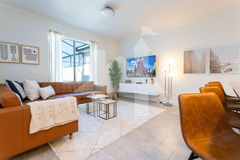 Vacation Home Near Disney, 4 bedrooms