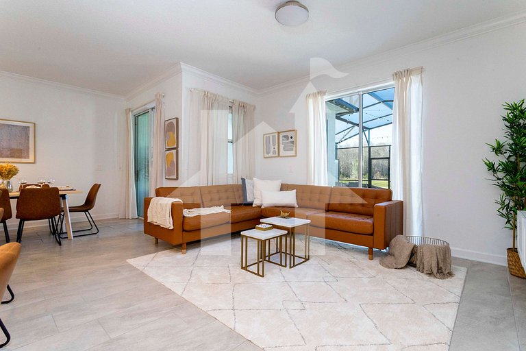 Vacation Home Near Disney, 4 bedrooms