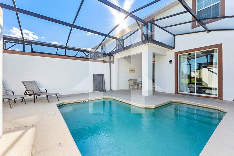 Vacation Home Near Disney, 4 bedrooms